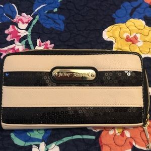 Betsy Johnson wallet